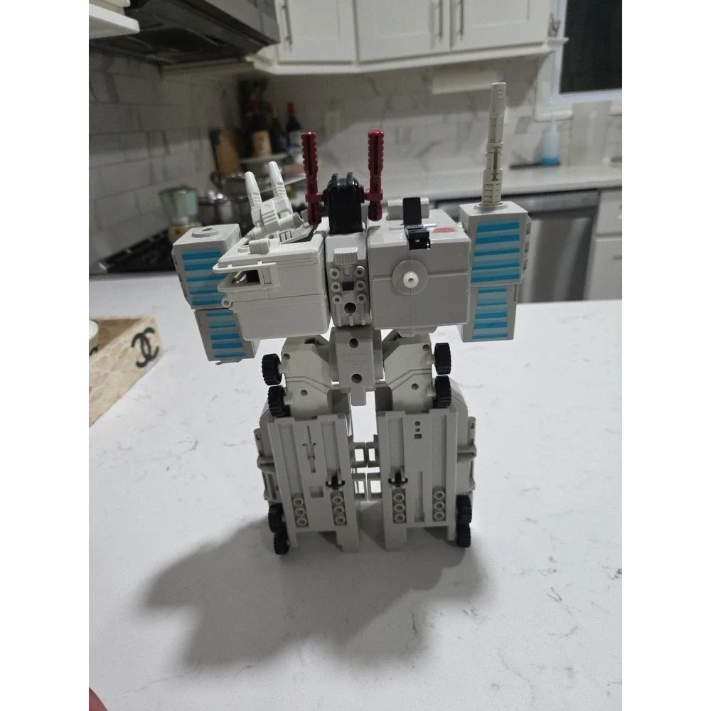 Transformers G1 Metroplex Autobot City Commander Vintage Action Figure 1985 - Picture 8 of 13